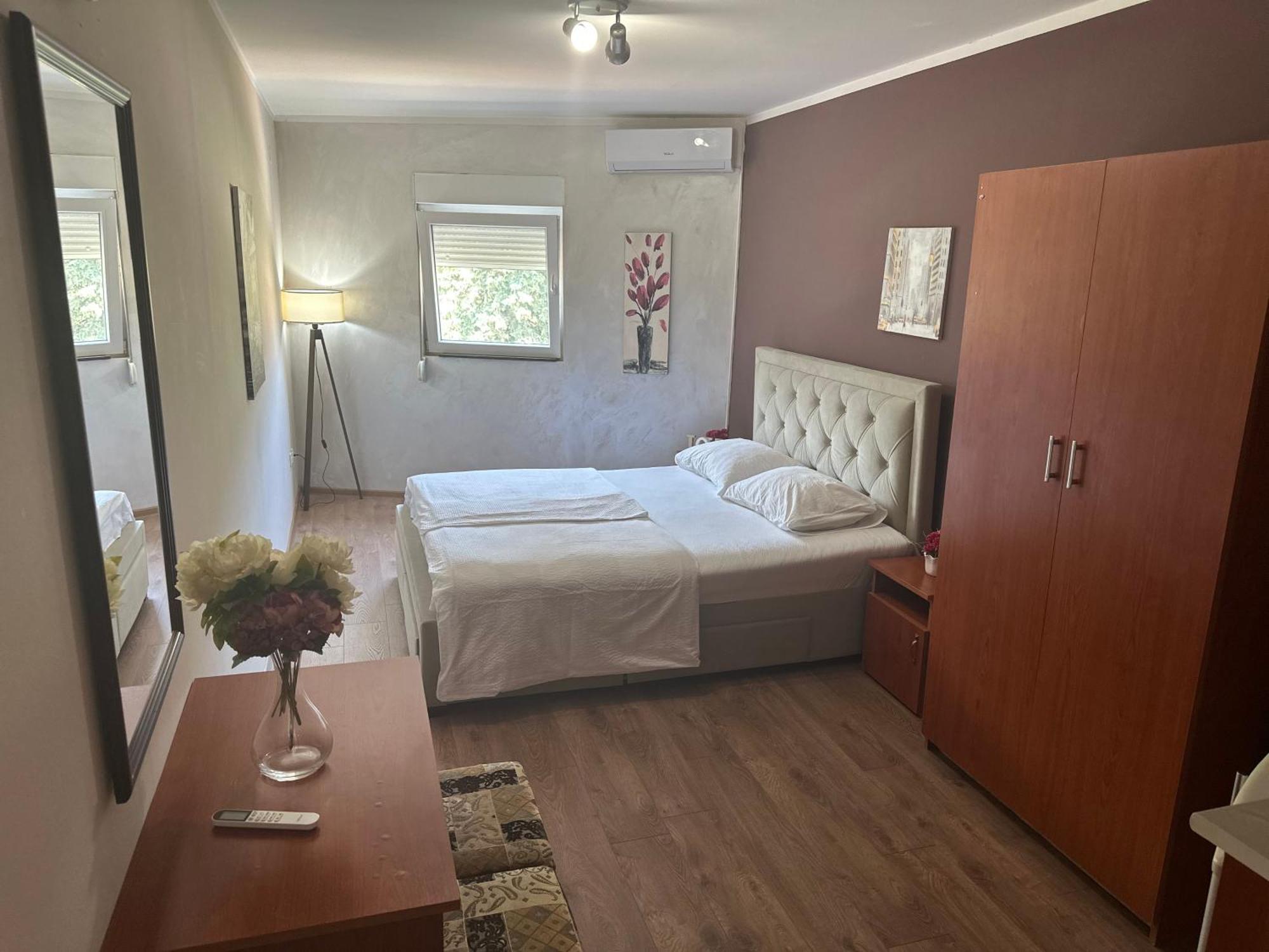 Apartments Bokan Cetinje Exterior photo
