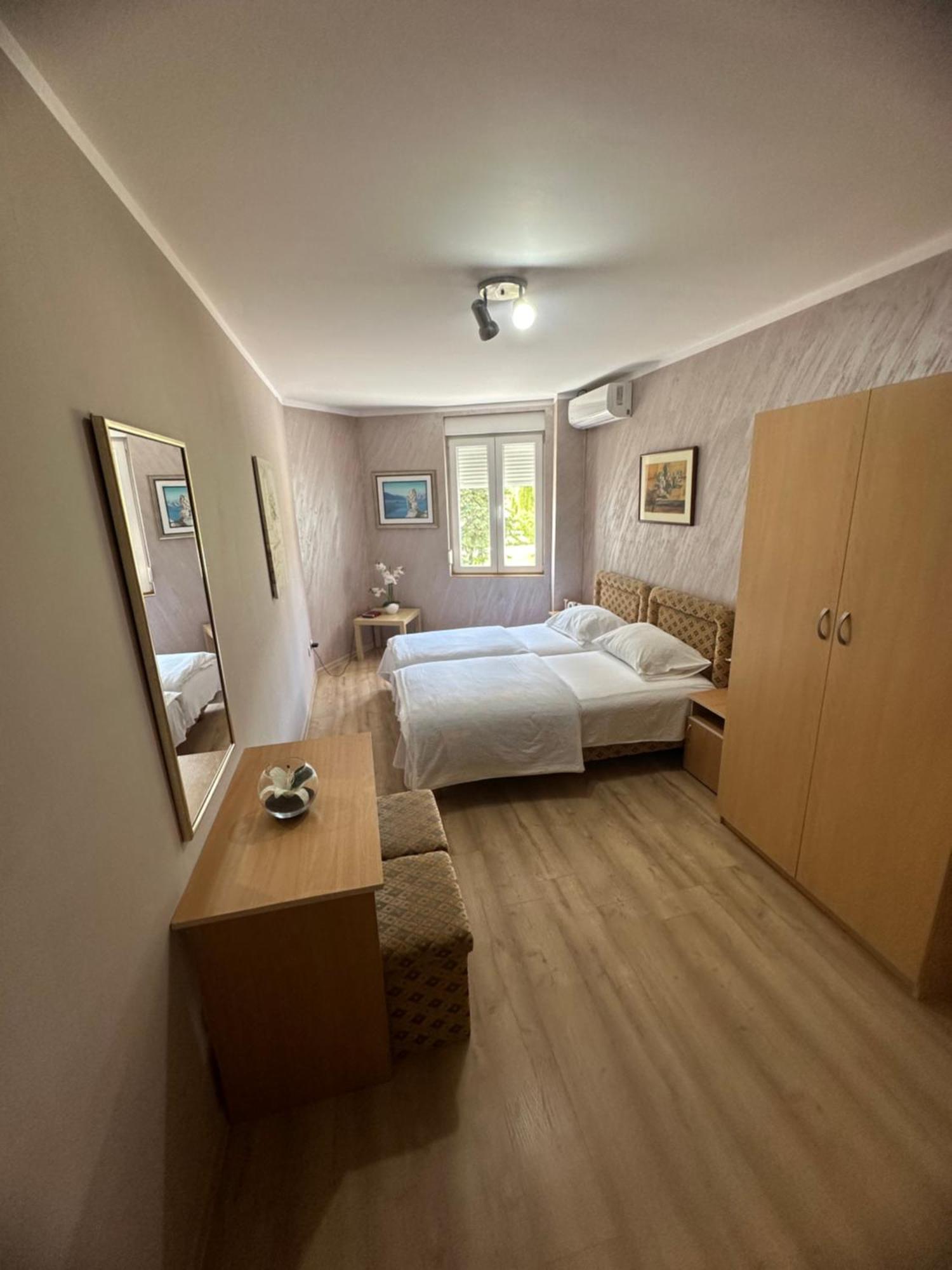 Apartments Bokan Cetinje Exterior photo
