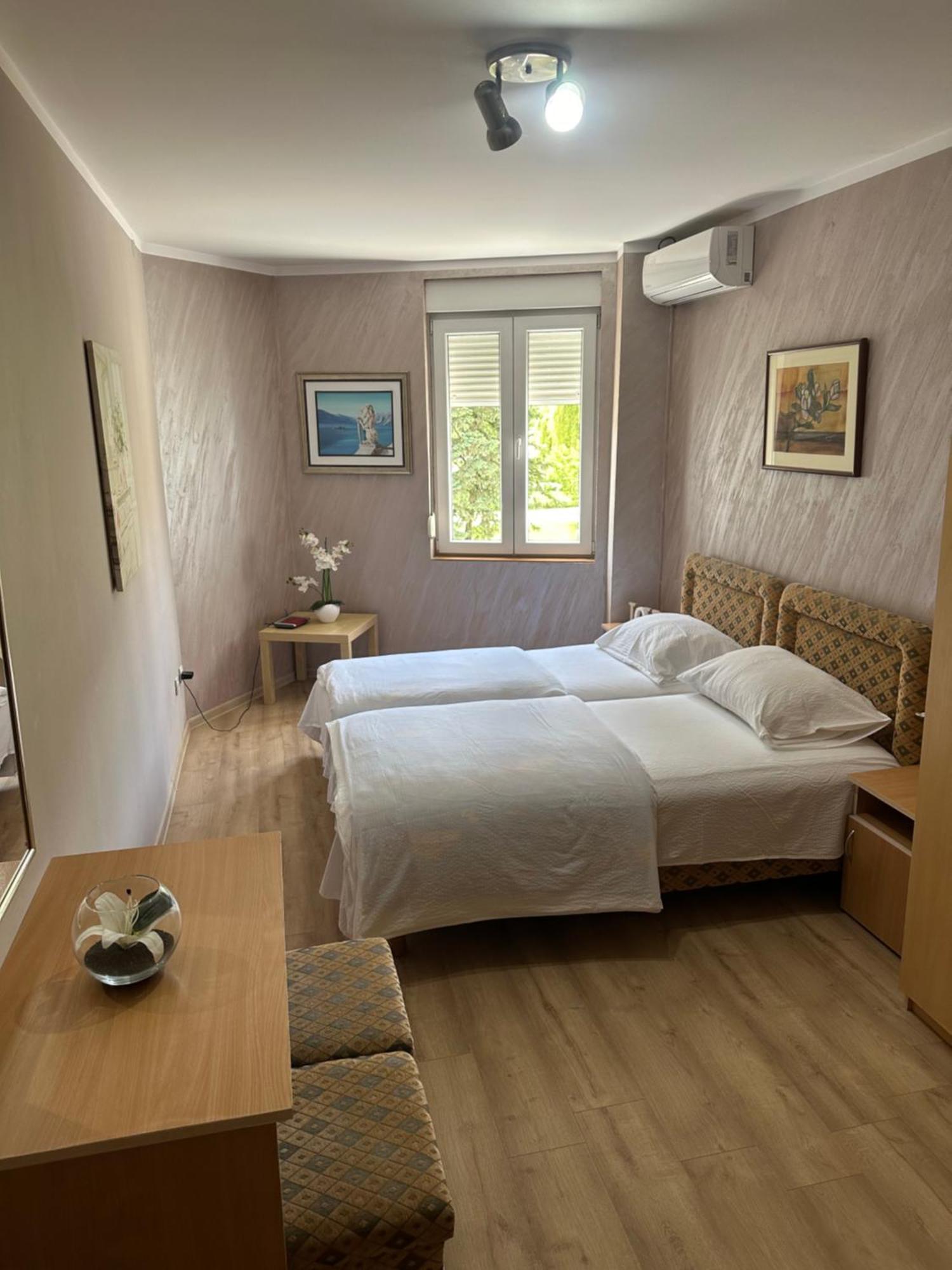 Apartments Bokan Cetinje Exterior photo
