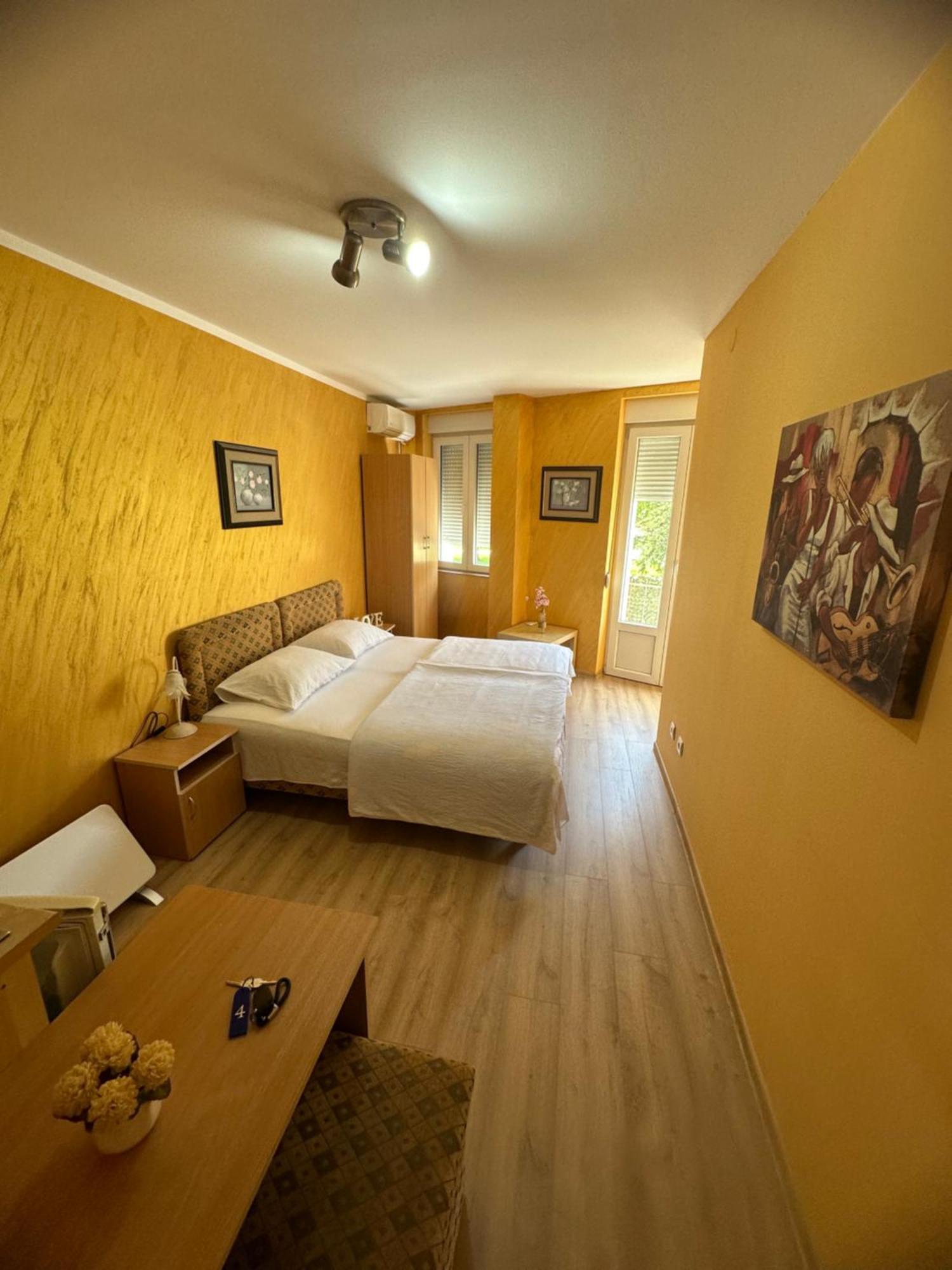 Apartments Bokan Cetinje Exterior photo
